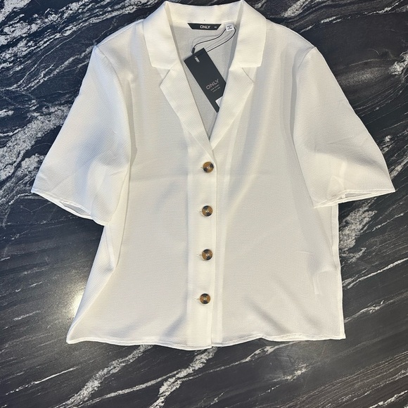 NWT ONLY Button Shirt - Picture 1 of 5
